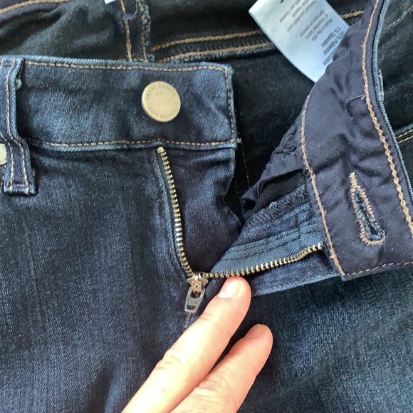 PAIGE Skyline Skinny Jeans in Model Wash - Picture 3 of 7